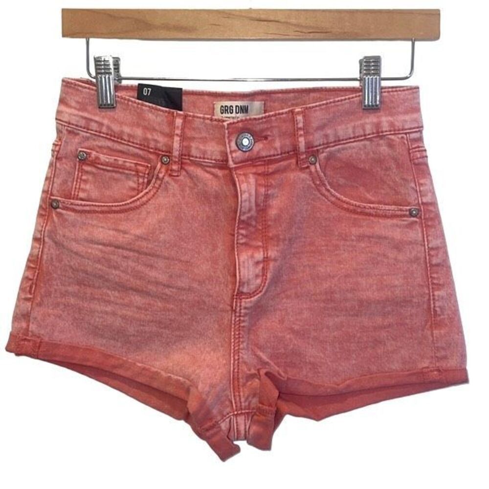 GRG DNM Womens Retro Highwaisted Flirty Denim Jean Shorts Heart Red Size 7 NWT